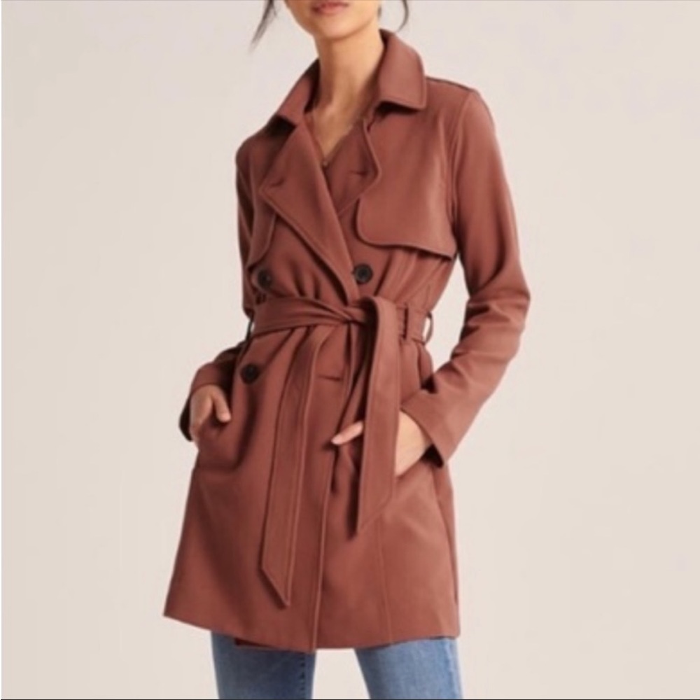 NWOT Abercrombie Drapey Trench Coat,
Terra Cotta Red